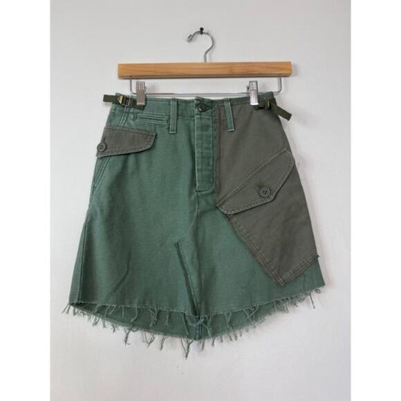 NWT Mother The G.I. Jane Frayed Cargo On The Double Green Mini Skirt - Picture 2 of 7